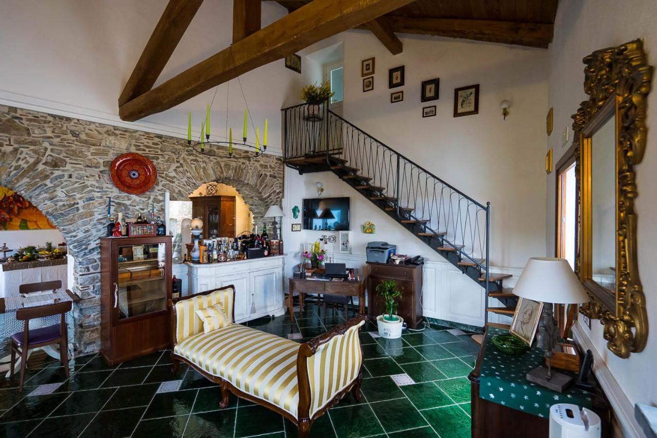 Ispani Inn Resort Ngoại thất bức ảnh